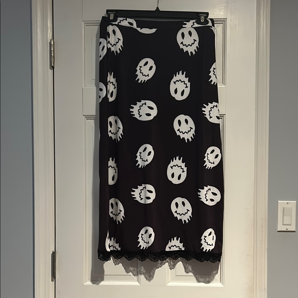 SHEIN Drippy Smile Skirt (NWT)